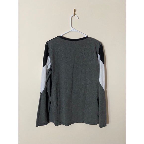 Womens long sleeve v stripe color block shirt - Picture 2 of 4